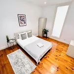 87 Center Flat Ideal For Groups And Families 아파트 리스본