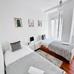 87 Center Flat Ideal For Groups And Families *