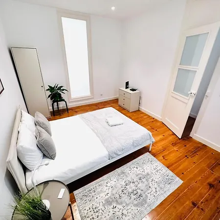 Apartment 87 Center Flat Ideal For Groups And Families