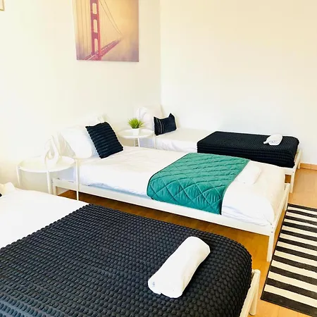 87 Center Flat Ideal For Groups And Families Apartment *