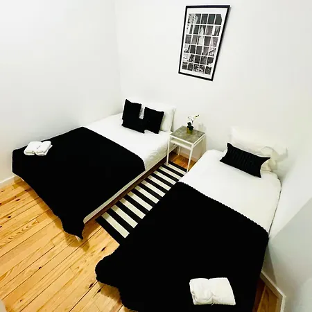87 Center Flat Ideal For Groups And Families Lissabon