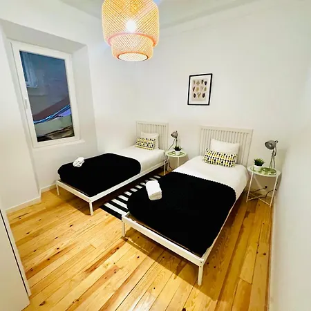 87 Center Flat Ideal For Groups And Families
