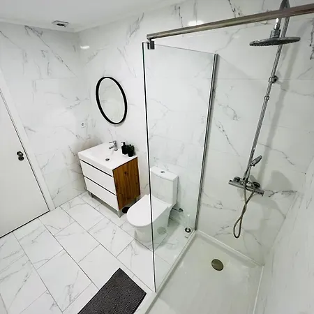 87 Center Flat Ideal For Groups And Families Apartment