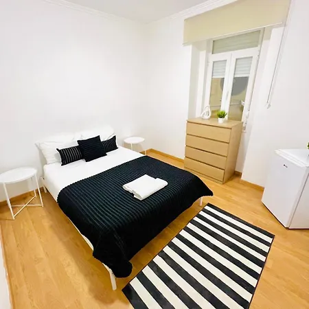 87 Center Flat Ideal For Groups And Families * Lissabon