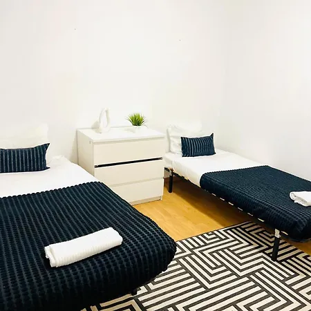 87 Center Flat Ideal For Groups And Families Apartment *