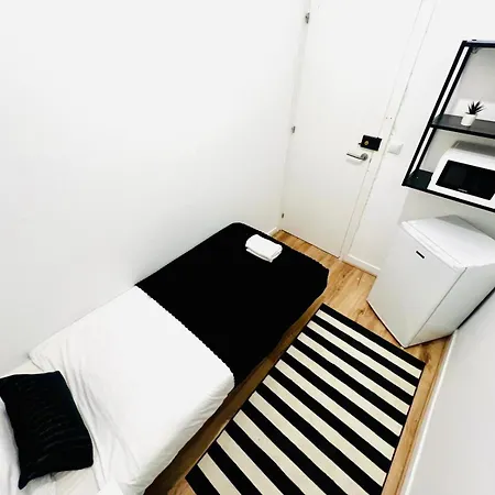 87 Center Flat Ideal For Groups And Families Appartamento Lisbona