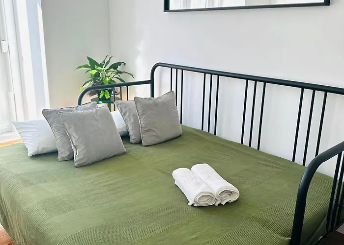 87 Center Flat Ideal For Groups And Families * Lissabon