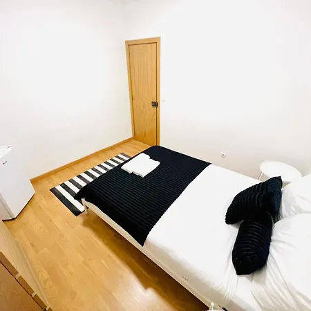 87 Center Flat Ideal For Groups And Families * Lissabon