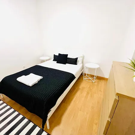 87 Center Flat Ideal For Groups And Families Lissabon
