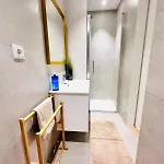87 Center Flat Ideal For Groups And Families Apartament