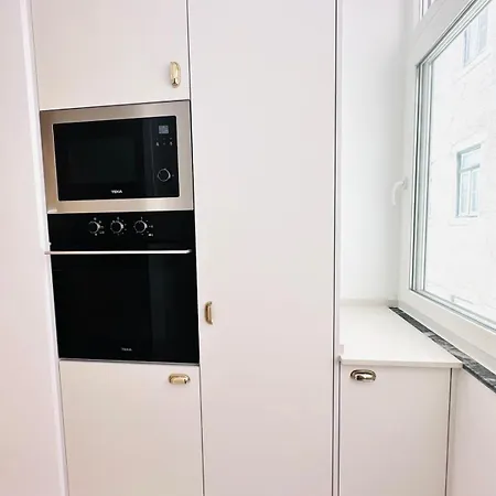 87 Center Flat Ideal For Groups And Families דירה